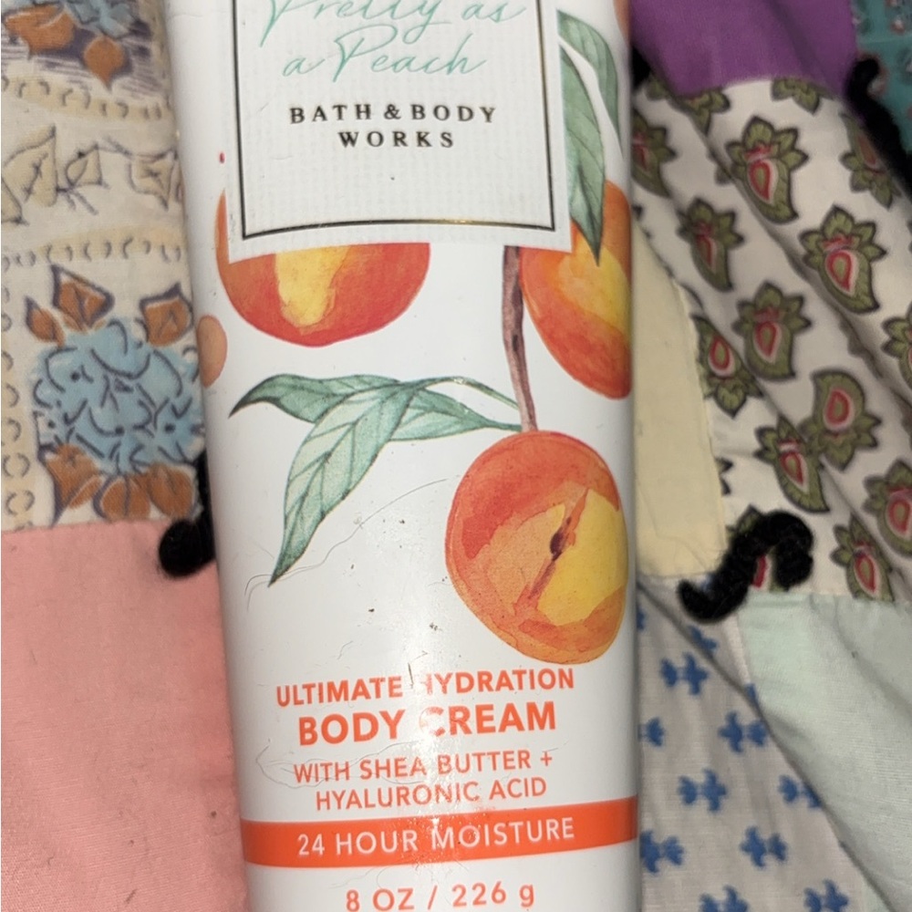 Bath & Body Works Peach Hydration Body Cream